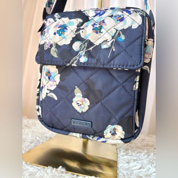 Floral Vera Bradley Crossbody Bag in Navy Blue NWT - Picture 2 of 13